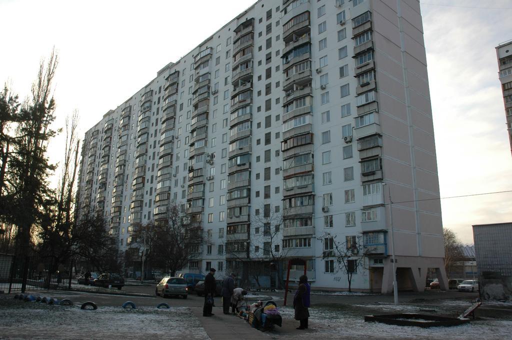 Apartments On Henerala Zhmachenka Kiev Exteriör bild